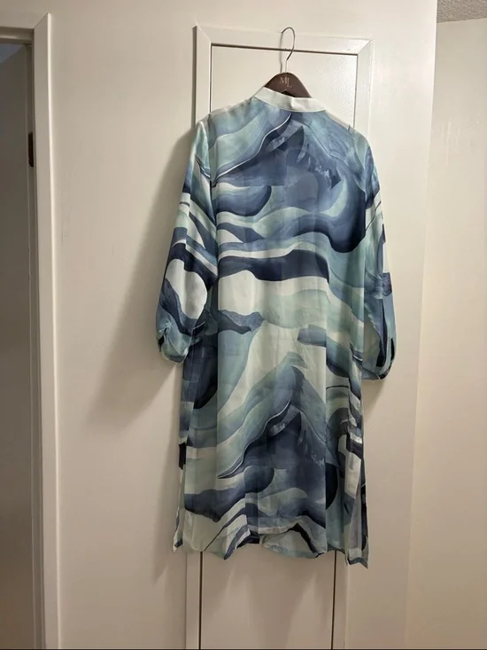 Light Blue Wave-Print Shirt Dress - Women - Picture 2 of 15